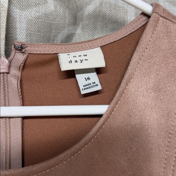 a new day Blush Pink tan Faux Suede Sleeveless Shift Dress sz 16 - Picture 4 of 9